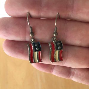American Flag Dangle Earrings Vintage Patriotic